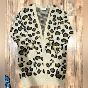Carly Jean Leopard print cardigan size s/m